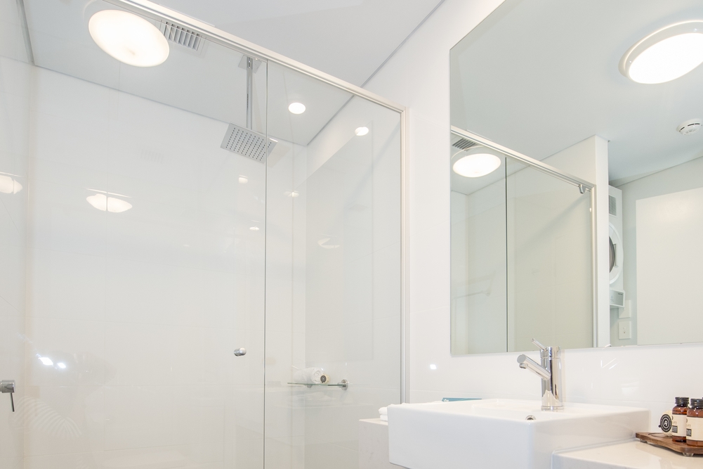 Semiframeless Shower Screens vs Frameless Shower Screens Glazewell